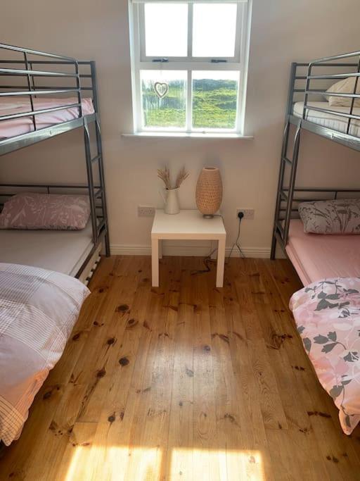 Pink Cottage Ballyconneely Extérieur photo