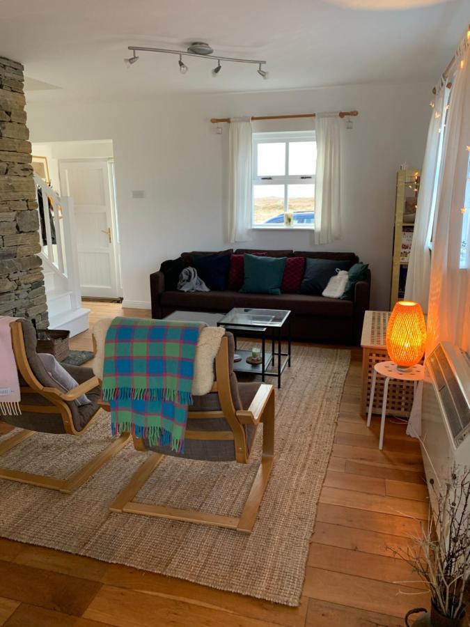 Pink Cottage Ballyconneely Extérieur photo
